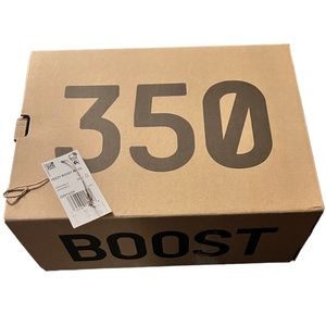 Yeezy 350 Boost Box with Shoe Tags